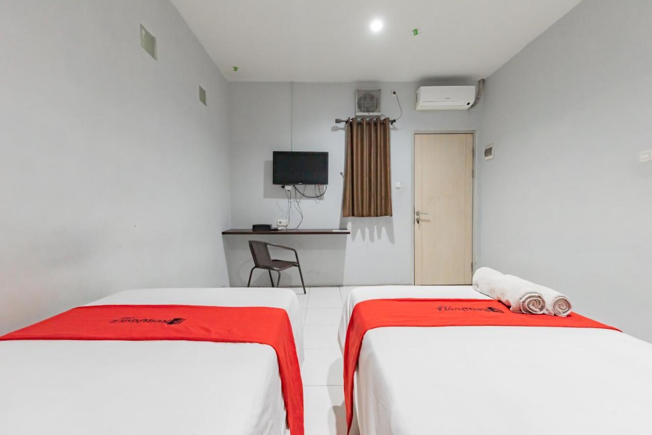 Reddoorz @ Pelajar Pejuang 3 호텔 반둥 외부 사진